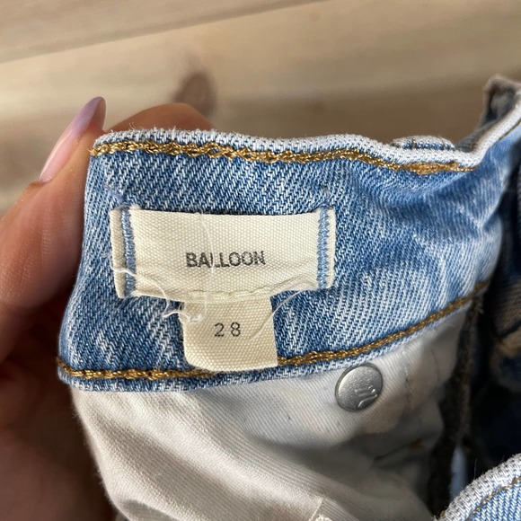 Madewell Balloon Jeans in Hewes Wash - Picture 7 of 9